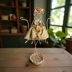 Dress Form Jewelry Holder Display Wire Mannequin Copper Lace Pearl Floral Beads